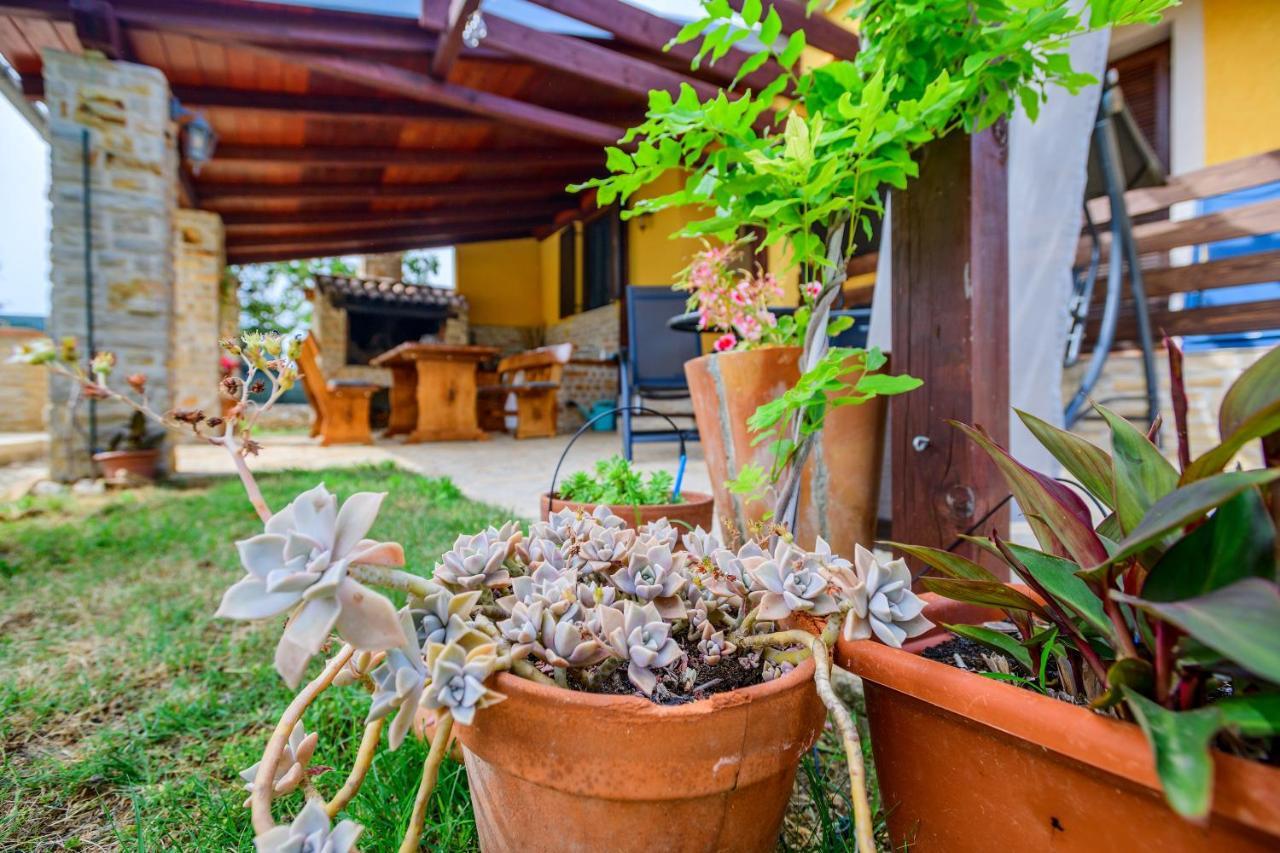 Вилла Sunny House Smokovic Экстерьер фото