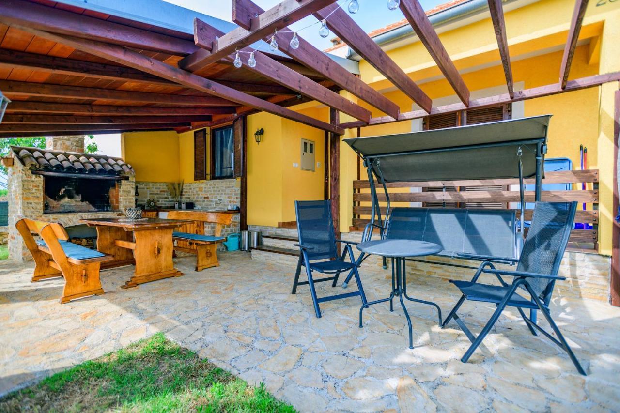 Вилла Sunny House Smokovic Экстерьер фото
